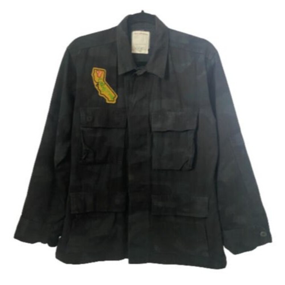 Item Archival Women’s Camo Military Shacket Boxy Patches Sustainable Sz Small